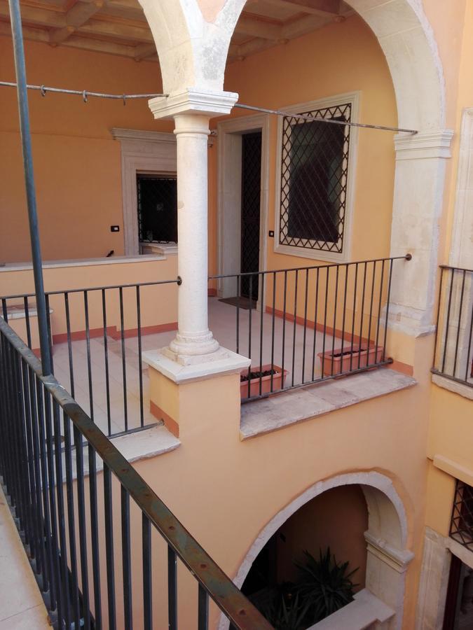 B&B Palazzo Cappa 拉奎拉 外观 照片
