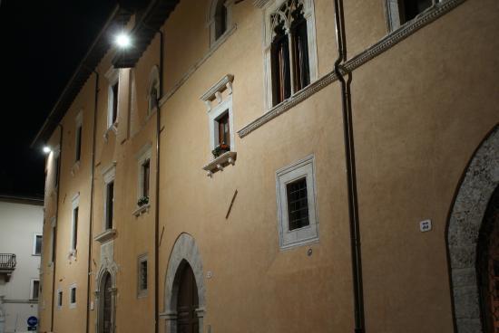 B&B Palazzo Cappa 拉奎拉 外观 照片